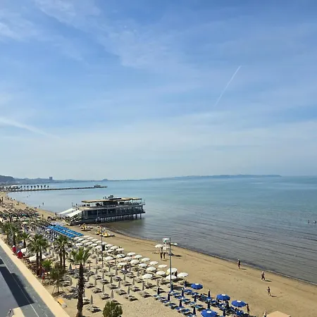 Apartment In Durres Near Sandy Beach 아파트 *