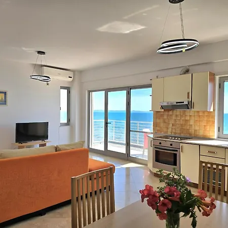 Apartment In Durres Near Sandy Beach Durrës