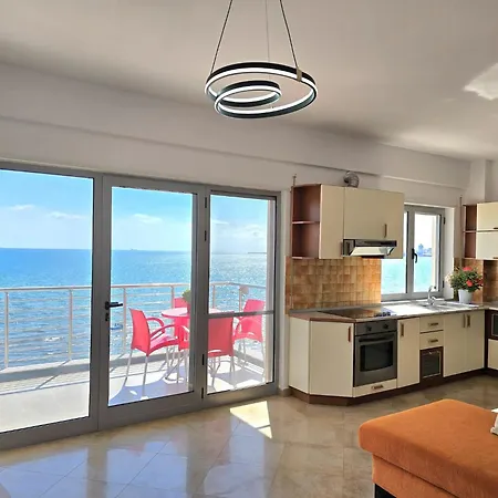 아파트 Apartment In Durres Near Sandy Beach Durrës