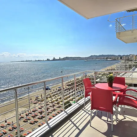 아파트 Apartment In Durres Near Sandy Beach